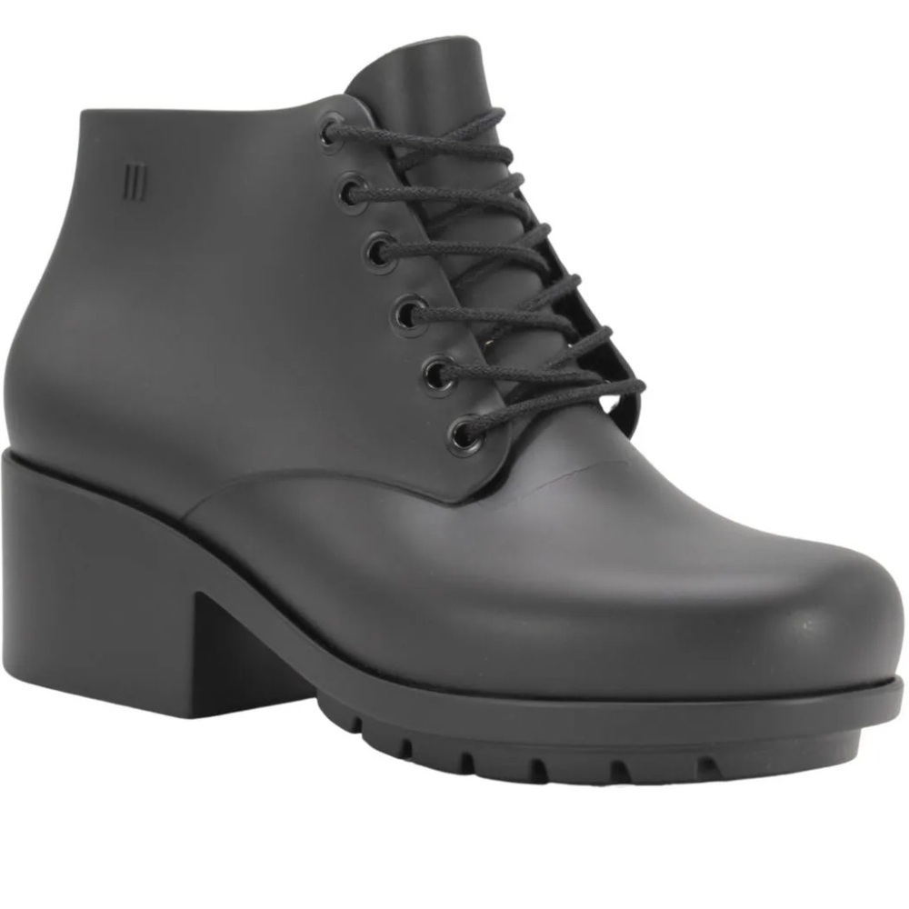 Melissa Stellar Black Lace Up Block Heel Booties 9 Elevated Rain Boots Spring